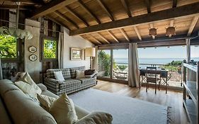 Betta - Newly Renovated Lake-View Terrace Apartment, Peaceful And Silent Surroundings